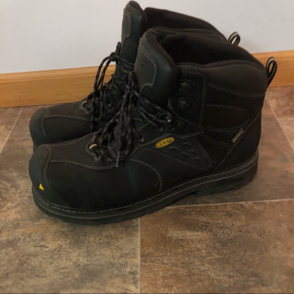 *** NOT AVAILABLE *** Keen Steel Toe Work Boots